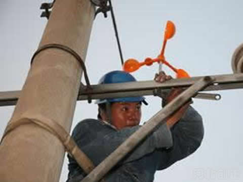 風(fēng)力驅(qū)鳥器的現(xiàn)場(chǎng)應(yīng)用